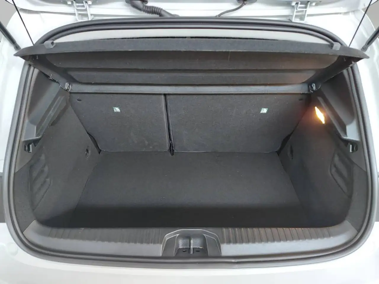 Mitsubishi Colt 1.6 Hybrid PLUS — Galerie du véhicule 7