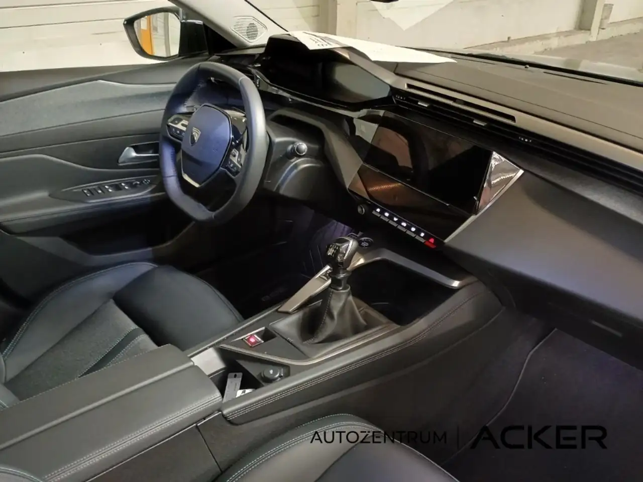Peugeot 308 Allure 1.2 PureTech RFK/Komfort-Pak -43%* — Galería del vehículo 6