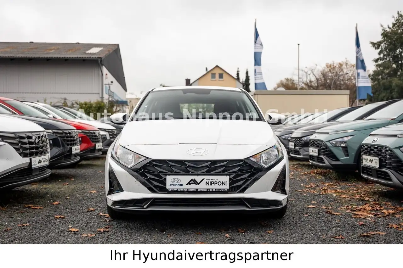 Hyundai i20 FL 1.0 T-GDi Trend 48V Mild-Hybrid Navi — معرض صور السيارة 2