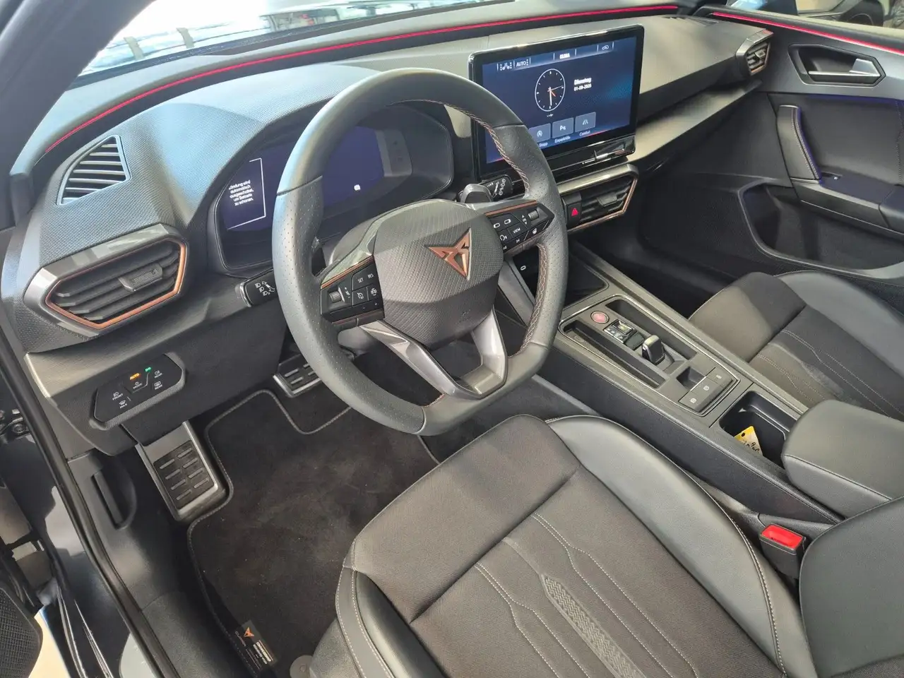 CUPRA Leon LEON SPORTSTOURER 2.0 TSI VZ NAVI SITZHZ LED 1HD — معرض صور السيارة 17