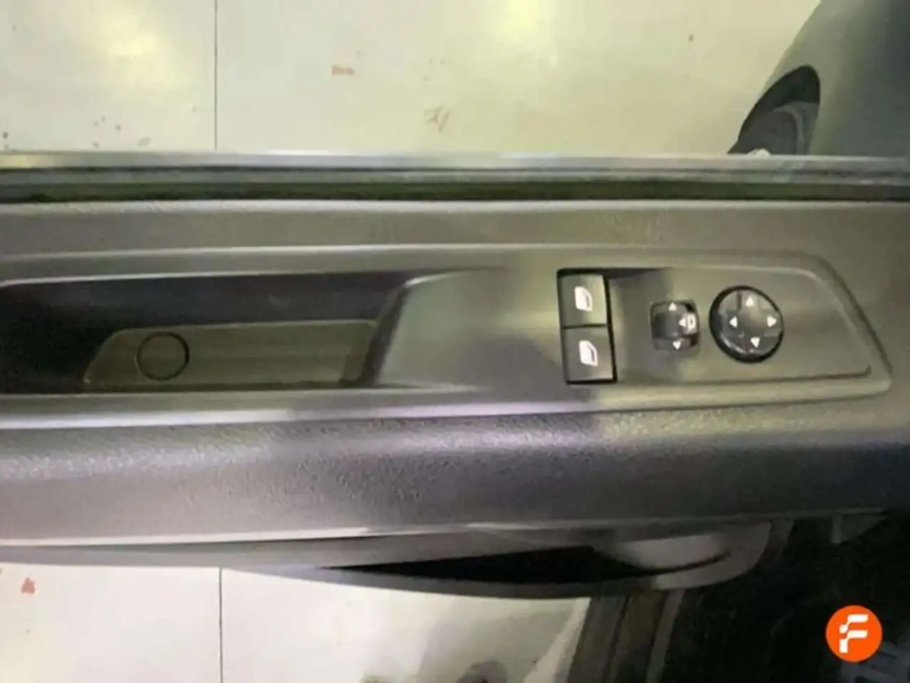 Peugeot Traveller Business Long BlueHDi 180 S&S EAT8 - 5P (2024) — Galería del vehículo 19