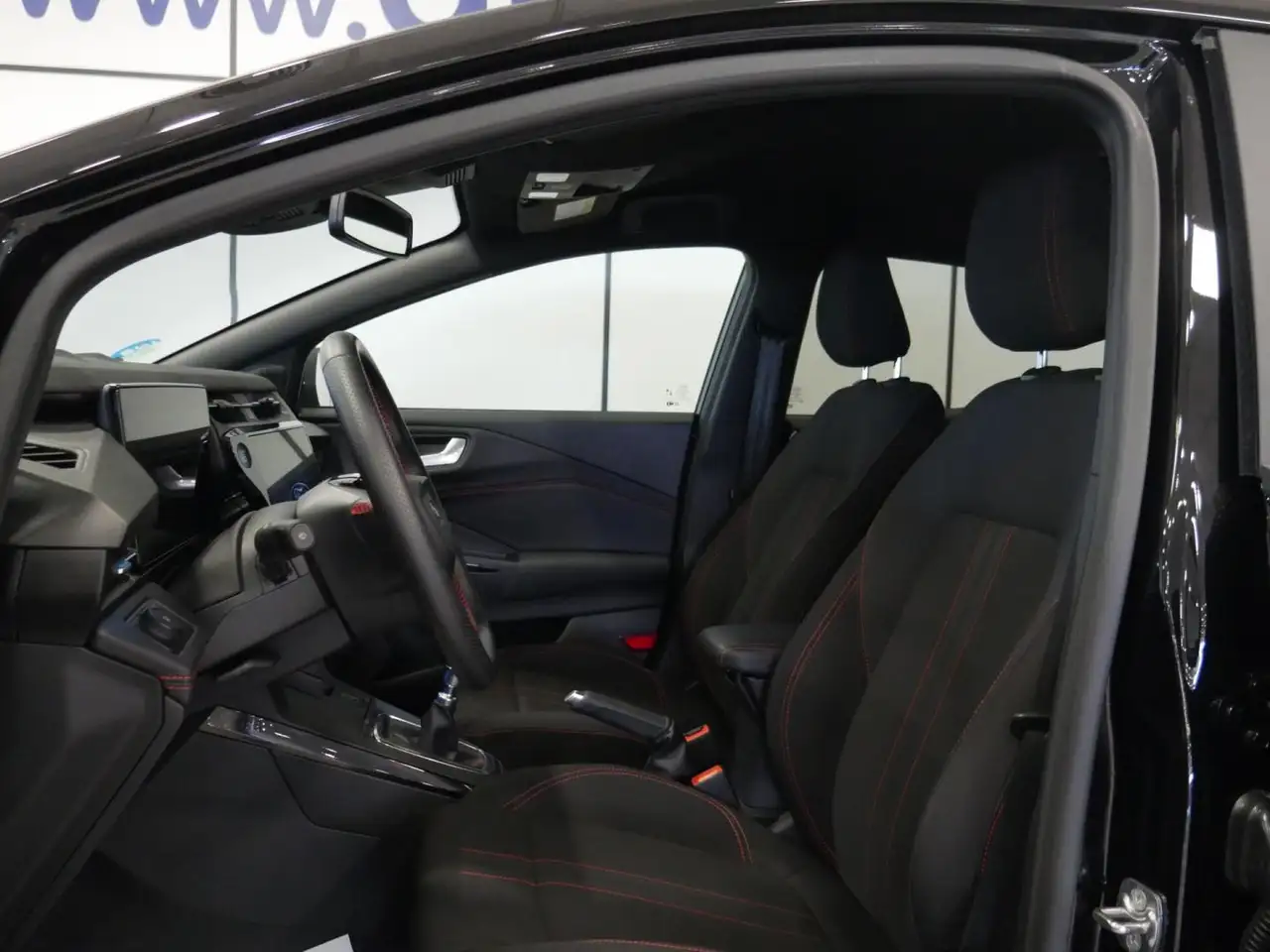Ford Puma 1.0 EcoBoost MHEV ST-Line 125 — Galerie du véhicule 8