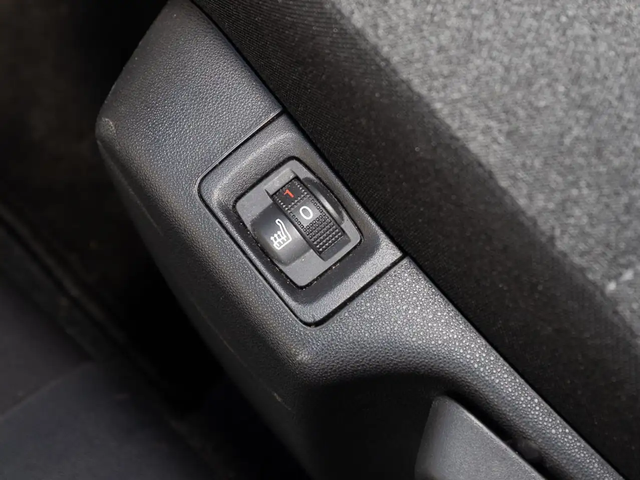 Citroen C3 1.2 PureTech 82/83 Max +RFK+PDC+NAVI+KLI+ — Galerie du véhicule 12