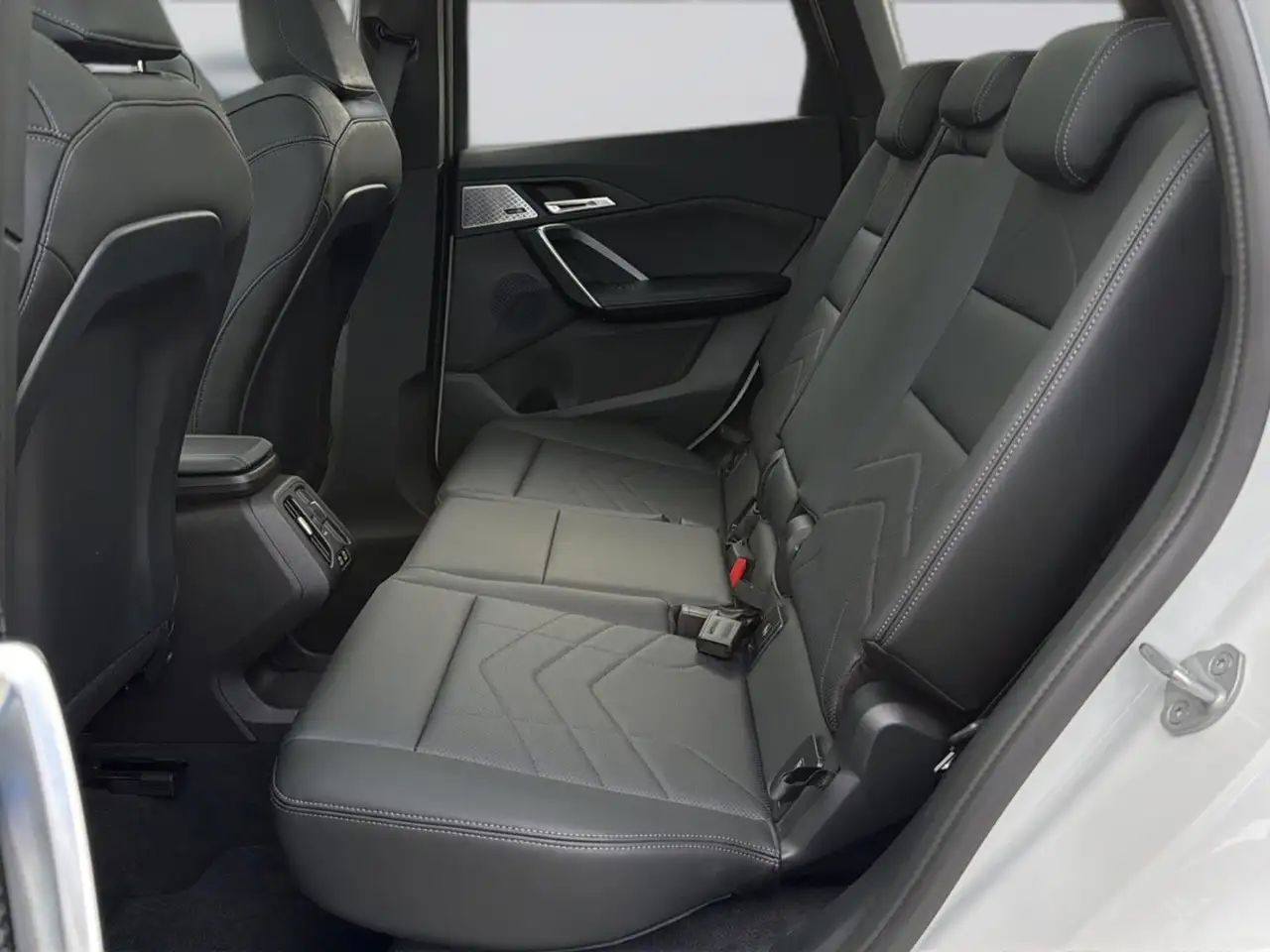 BMW X1 20i M Sport ACC H/K PANO 360° HiFi HUD MEMORY — Galería del vehículo 9