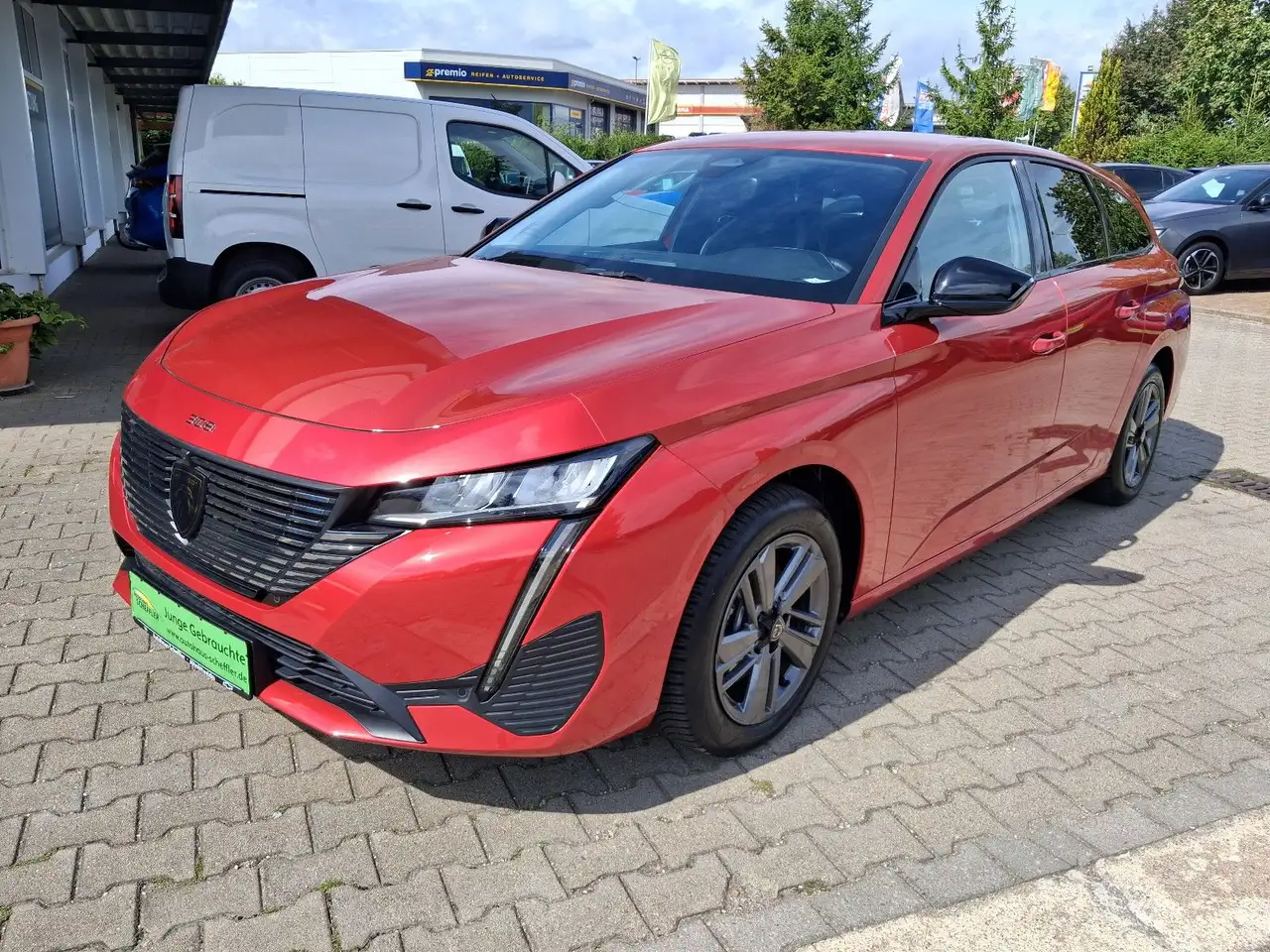 Peugeot 308 SW Allure AUTO+LED+NAVI+SHZ+LHZ+360°CAM+ACC+ — معرض صور السيارة 40