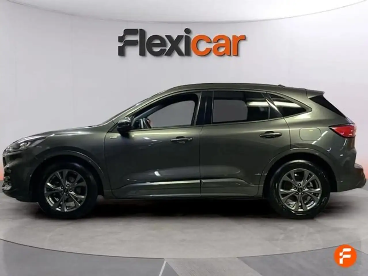 Ford Kuga 1.5 EcoBlue ST-Line FWD 120 Aut. — معرض صور السيارة 4