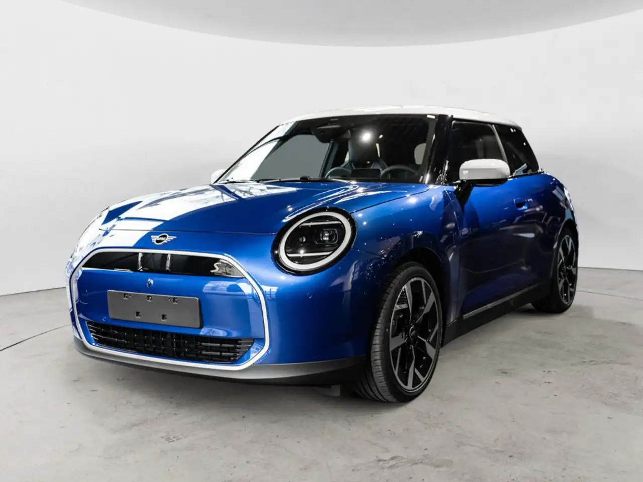 MINI Cooper SE PANO HUD LED NAVI H/K KAMERA LEDER — معرض صور السيارة 2
