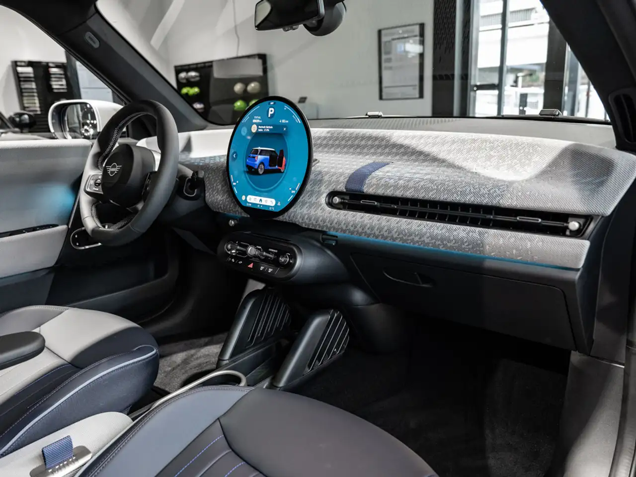 MINI Cooper SE PANO HUD LED NAVI H/K KAMERA LEDER — معرض صور السيارة 8