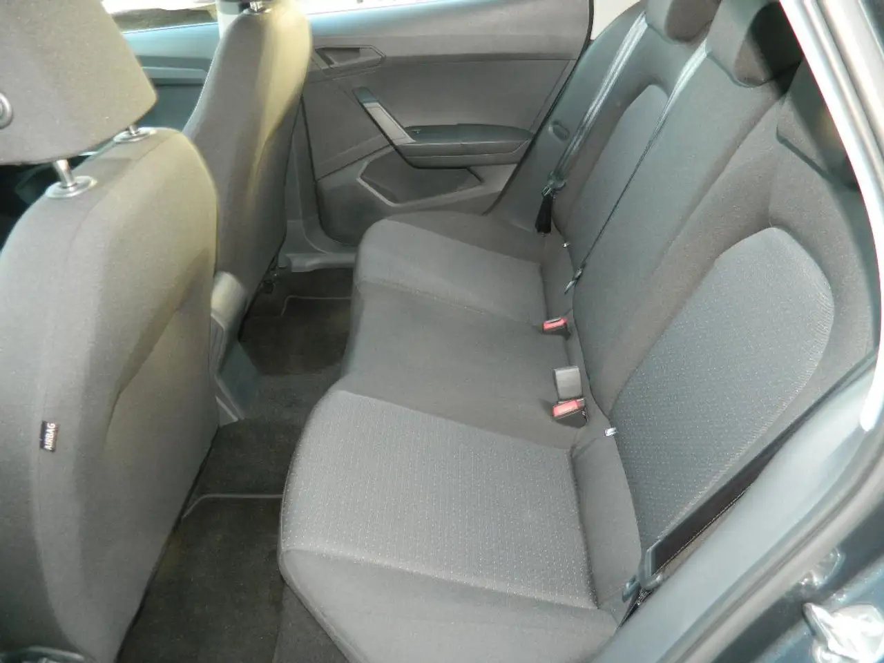 SEAT Ibiza Style Edition 1.0 TSI DSG Sitzheiz/Navi/PDC/Climat — Galerie du véhicule 13