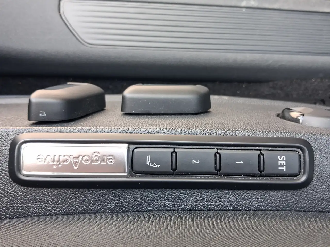 Volkswagen ID.3 Pro 150 kW (204 PS) 58 kWh 1-Gang-Automatik Pro... — Vehicle gallery 24