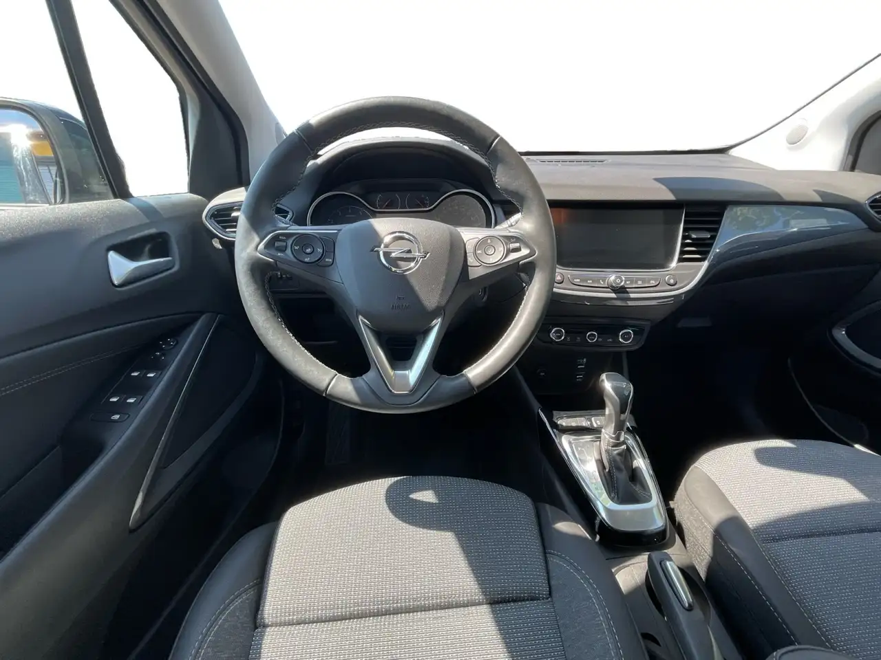 Opel Crossland 1.2 Enjoy Garantie!! Klima, TÜV NEU — معرض صور السيارة 13