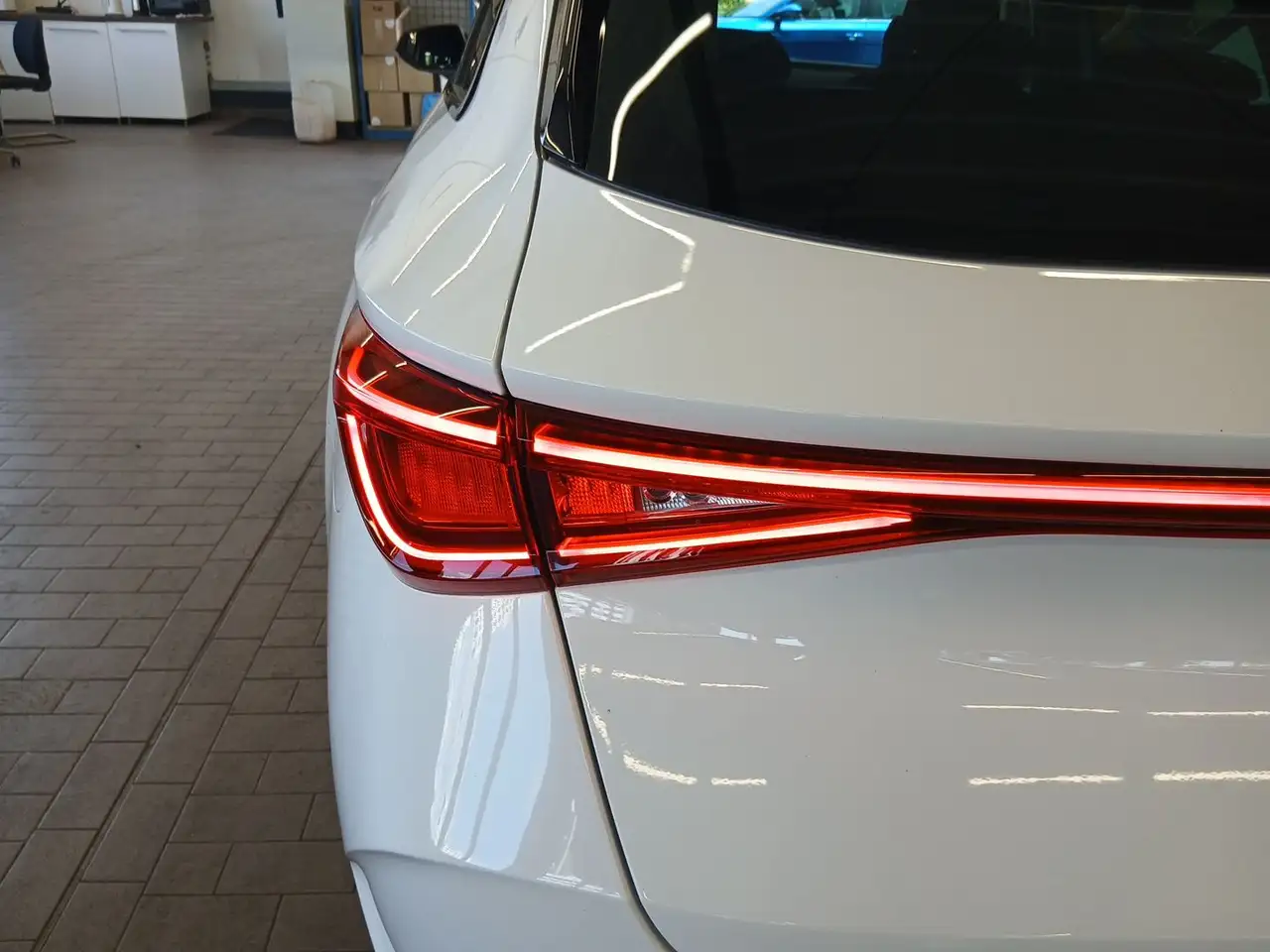 CUPRA Leon ST 1.5 eTSI DSG *Vision+*GRA*LED*SHZ* — معرض صور السيارة 10