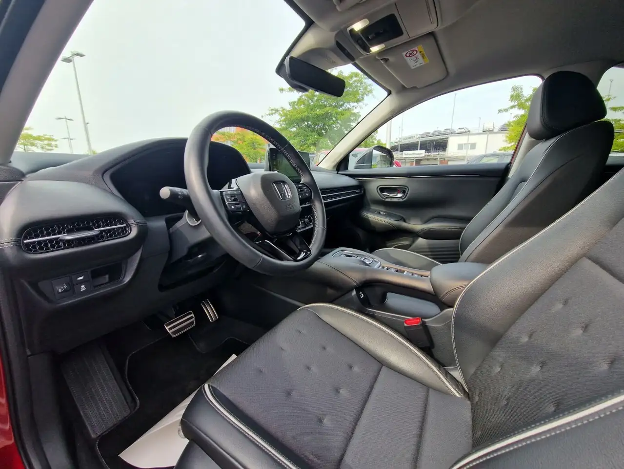 Honda ZR-V e:HEV Sport|Navi|RFK|Allwetter — Galería del vehículo 10
