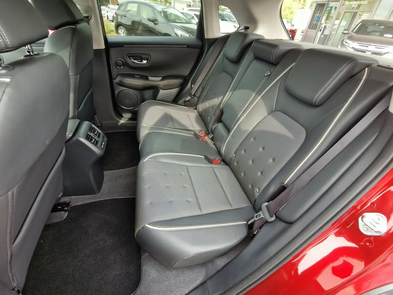 Honda ZR-V e:HEV Sport|Navi|RFK|Allwetter — Galería del vehículo 11