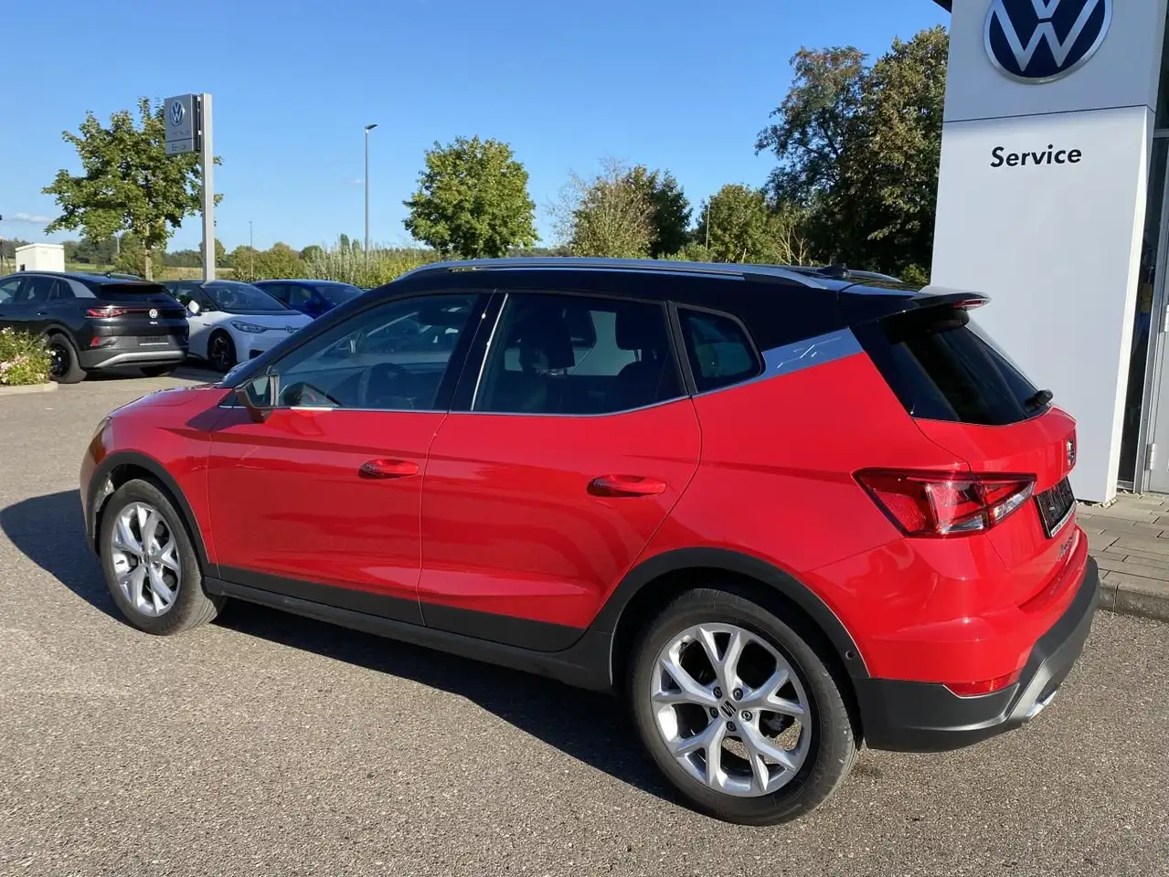 SEAT Arona 1.0 TSI DSG FR AHK+VIRTUAL-COCKPIT+NAVI-PR — معرض صور السيارة 3