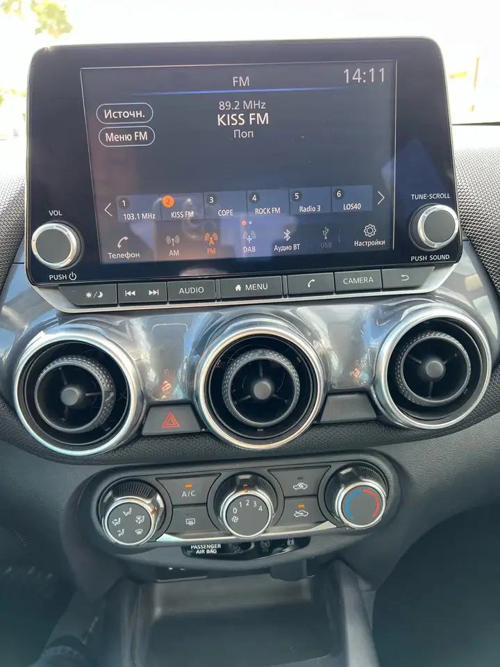 Nissan Juke 1.0 DIG-T DCT Tekna — معرض صور السيارة 13