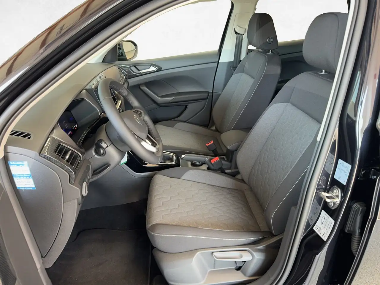 Volkswagen T-Cross Life 1.0 TSI 6-Gang /Sitzhz/IQ.Drive/LED — Galerie du véhicule 8