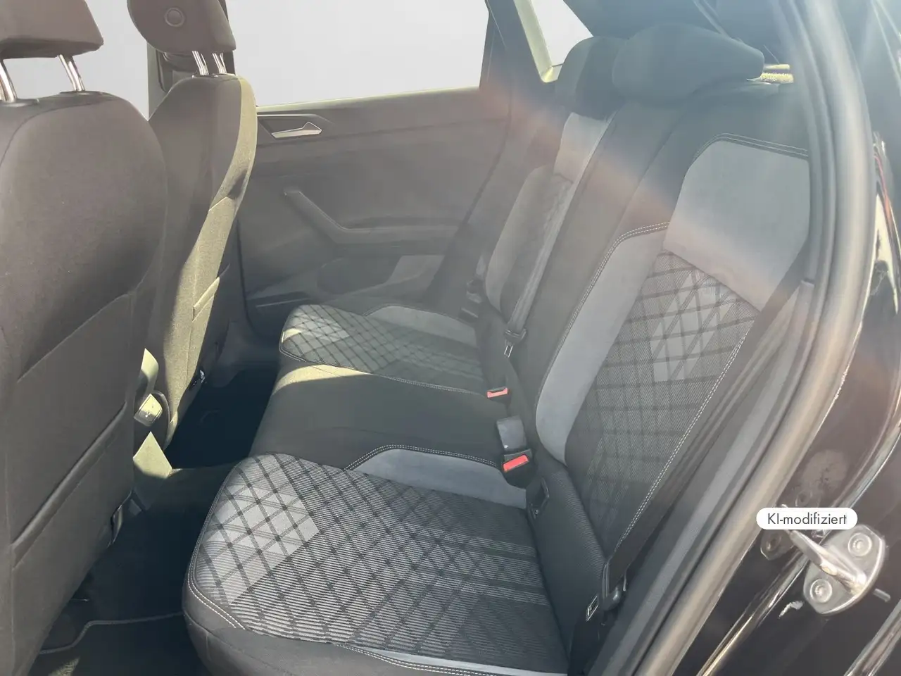 Volkswagen Polo 1,0 TSI DSG R-Line Digital Cockpit Pro/Pan — Galería del vehículo 14
