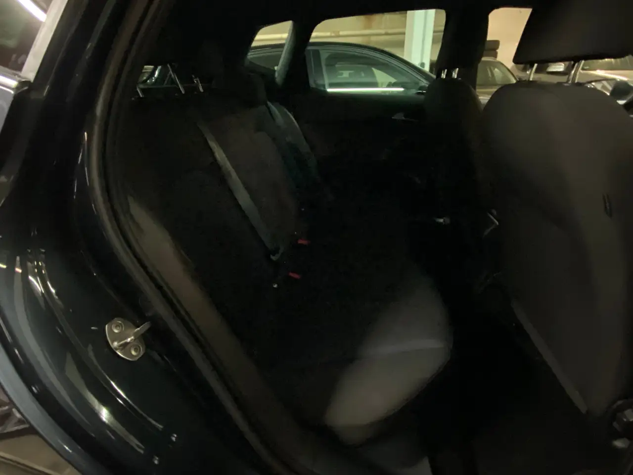 SEAT Arona FR 1.0 TSI*TOTWI*NAVI*LED — معرض صور السيارة 9