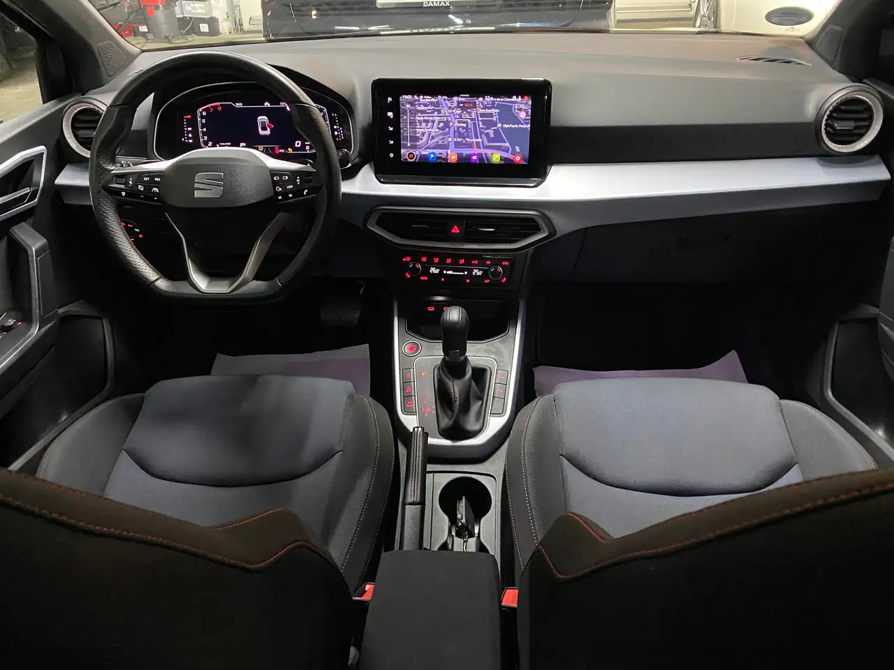SEAT Arona FR 1.0 TSI*TOTWI*NAVI*LED — معرض صور السيارة 7