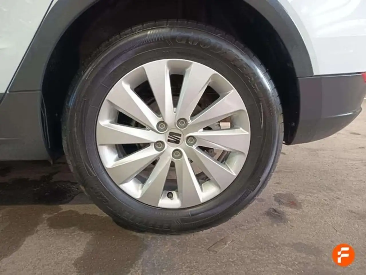 SEAT Arona 1.0 TSI 81kW (110CV) DSG FR XL — معرض صور السيارة 27