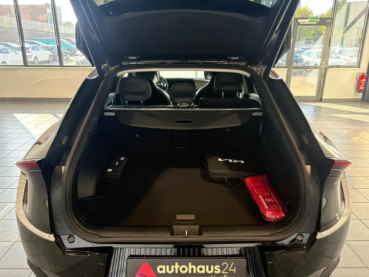 Kia EV6 Elektro 77,4 kWh AWD|LED|Navi — Vehicle gallery 6