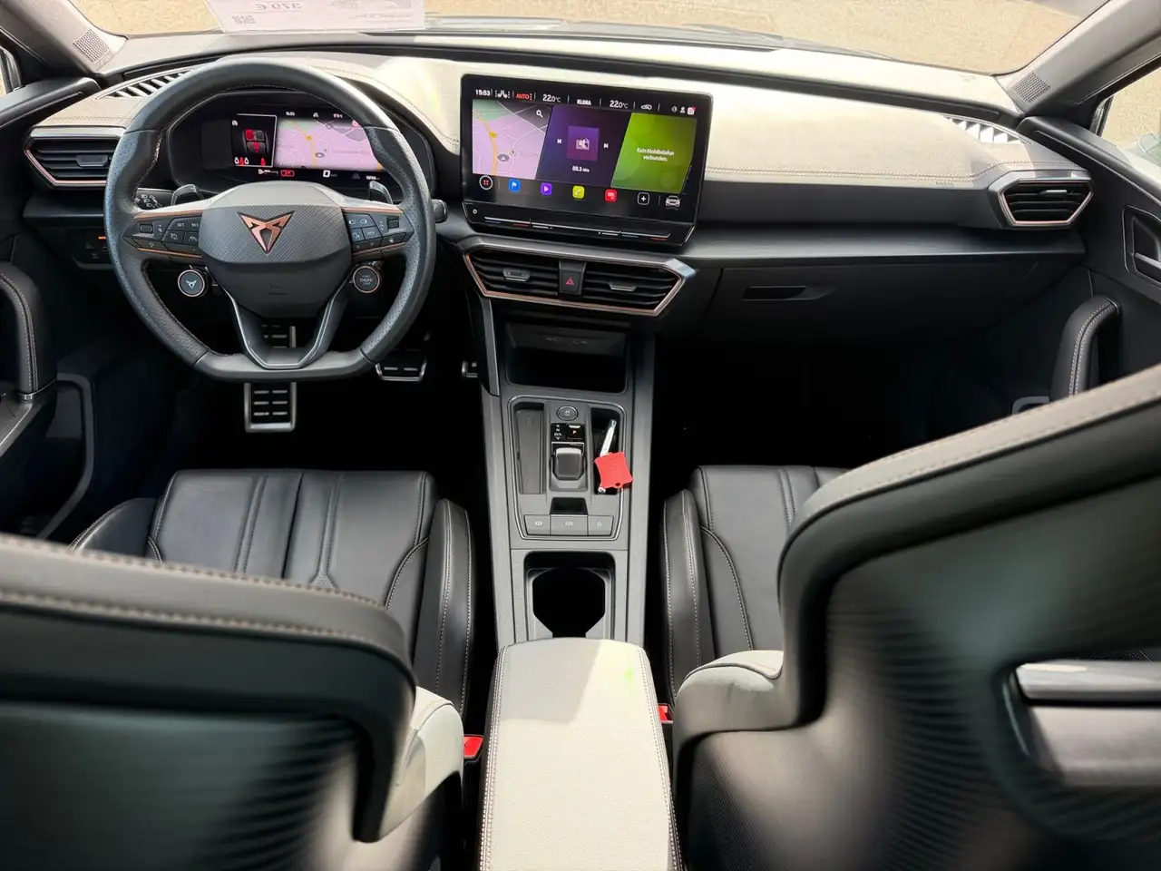 CUPRA Leon 2.0TSI VZ CUP Navi LED Kamera Pano — Galerie du véhicule 11