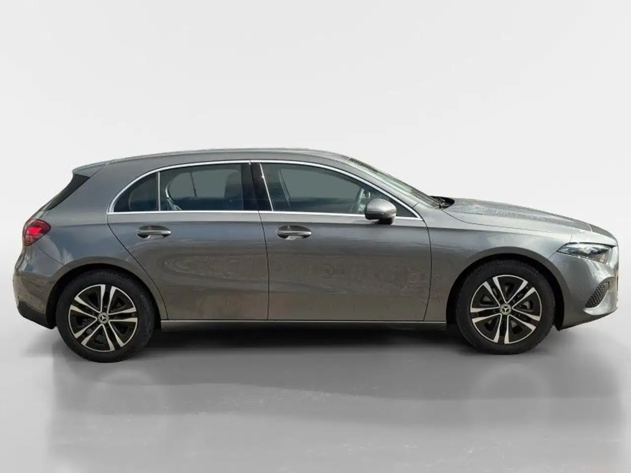 Mercedes-Benz A 200 — Vehicle gallery 3