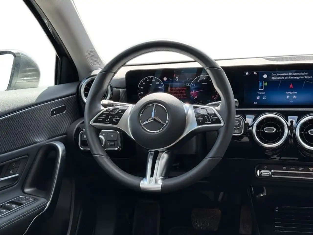 Mercedes-Benz A 200 — Vehicle gallery 10