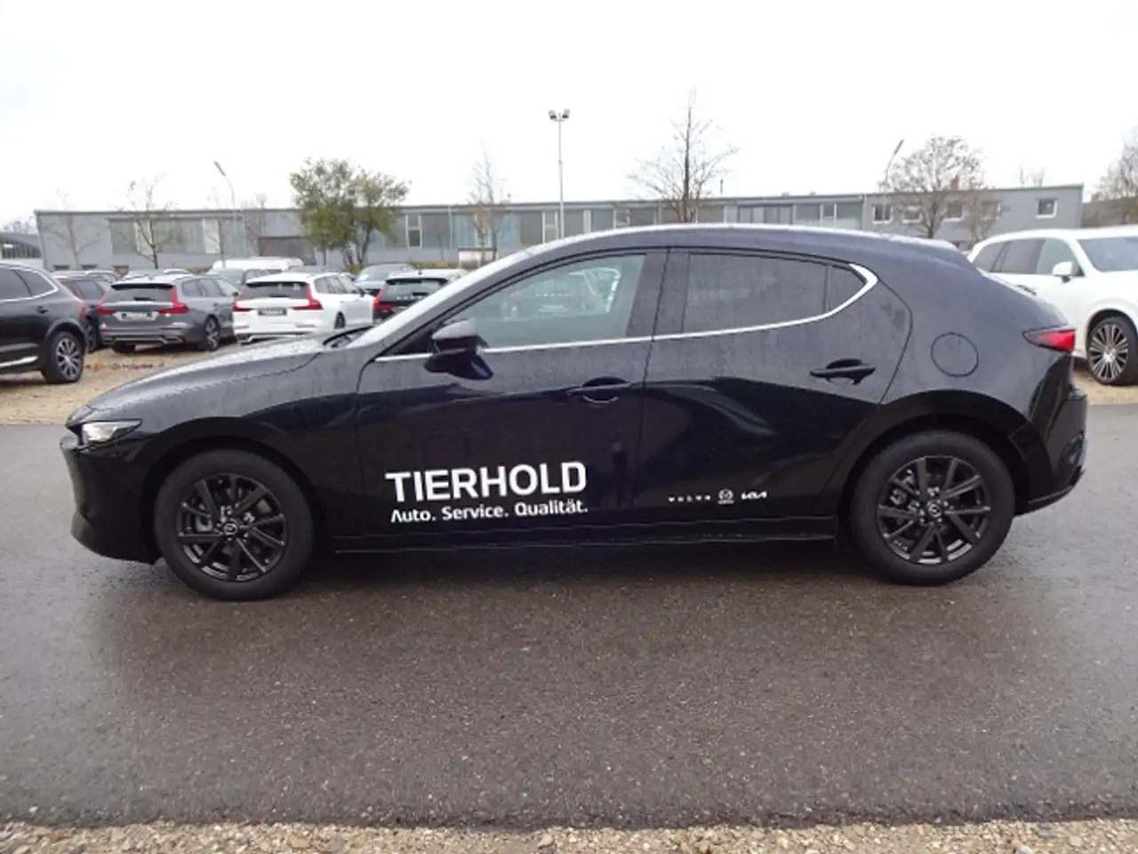 Mazda 3 HOMURA 2.5L e-SKYACTIV G 140ps — معرض صور السيارة 4