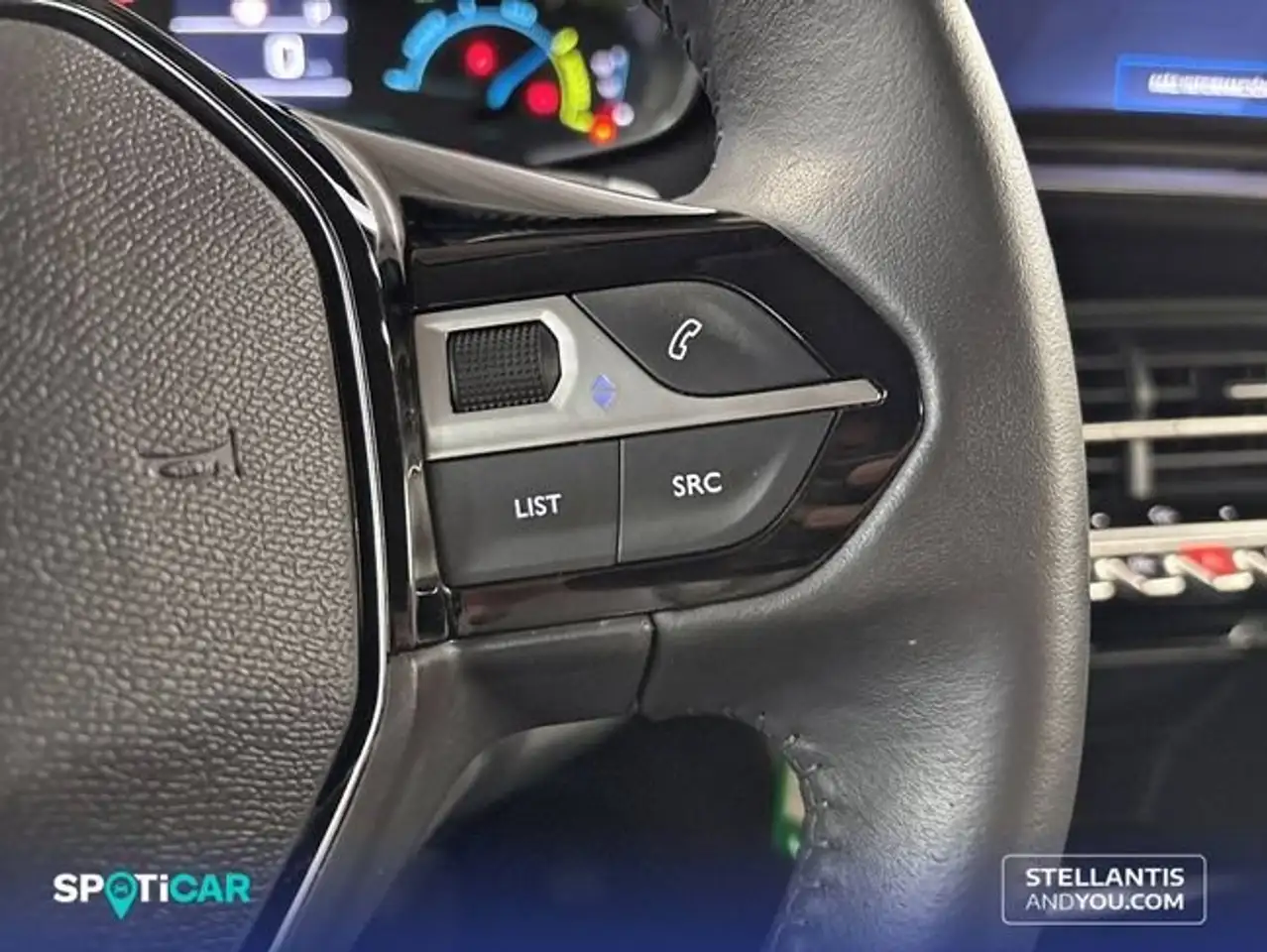 Peugeot 208 HYBRID 100 eDCS6 Active — Galerie du véhicule 14