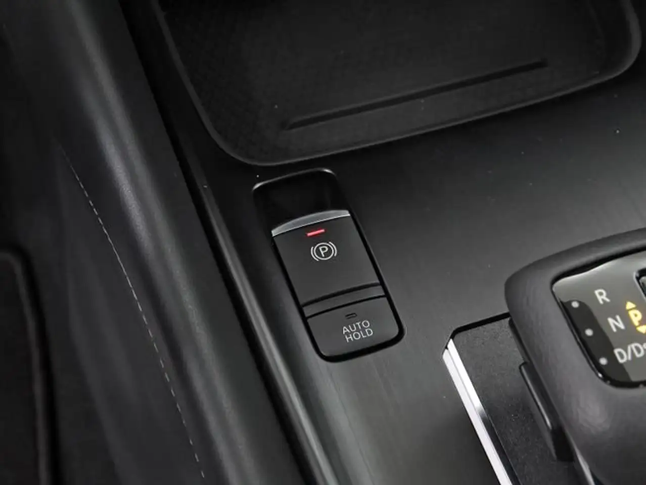 Nissan Qashqai DIG-T 116kW Xtronic N-Connecta — Galería del vehículo 27