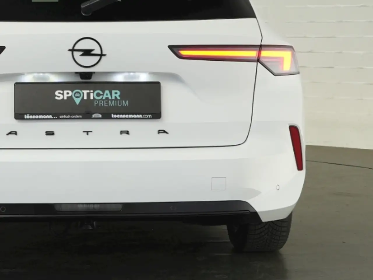 Opel Astra L ST GS+AHK+NAVI+360 GRAD KAMERA+SITZ-/LENKRADHEIZ — Galería del vehículo 35