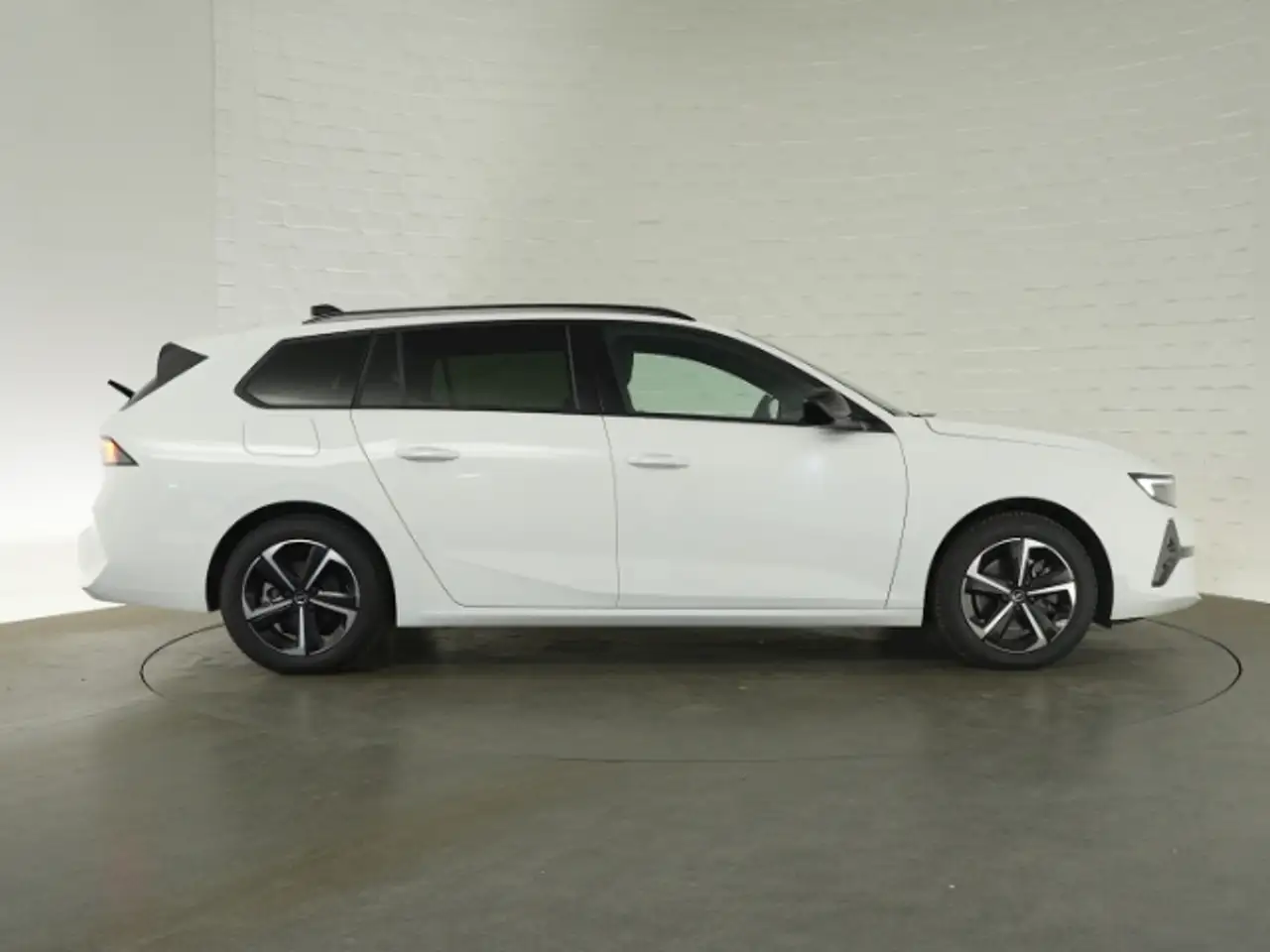 Opel Astra L ST GS+AHK+NAVI+360 GRAD KAMERA+SITZ-/LENKRADHEIZ — Galería del vehículo 28