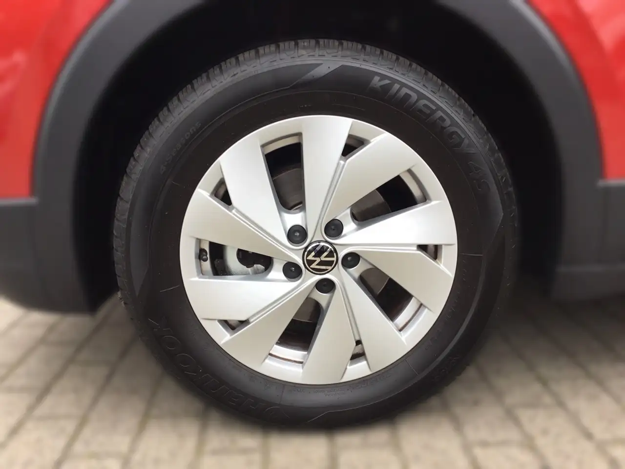 Volkswagen T-Cross 1.0 TSI LIFE *AHK *LED *ACC *VIRTUAL *APP *SHZ *A — Galería del vehículo 8
