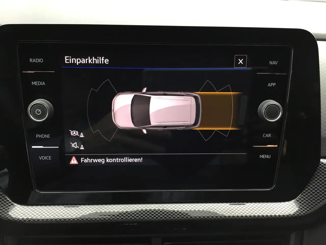 Volkswagen T-Cross 1.0 TSI LIFE *AHK *LED *ACC *VIRTUAL *APP *SHZ *A — Galería del vehículo 14