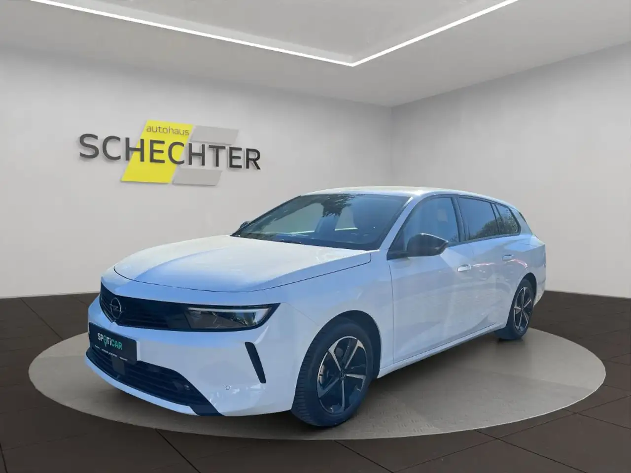 Opel Astra Sports Tourer 1.2 Turbo Edition (L) — Pirmasens / Husterhöhe
