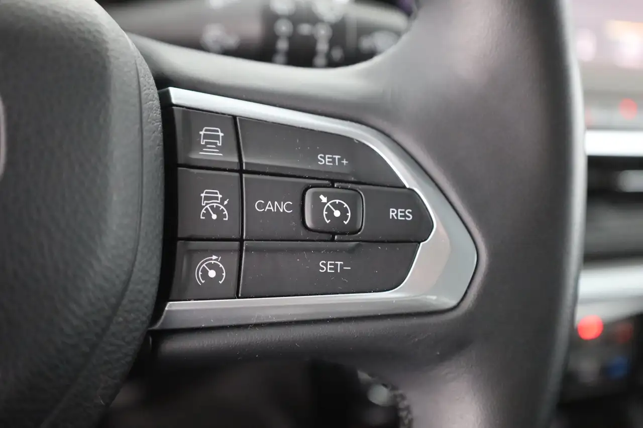 Jeep Compass 1.5 M-Hybrid Altitude LED Teilleder 360° — معرض صور السيارة 16