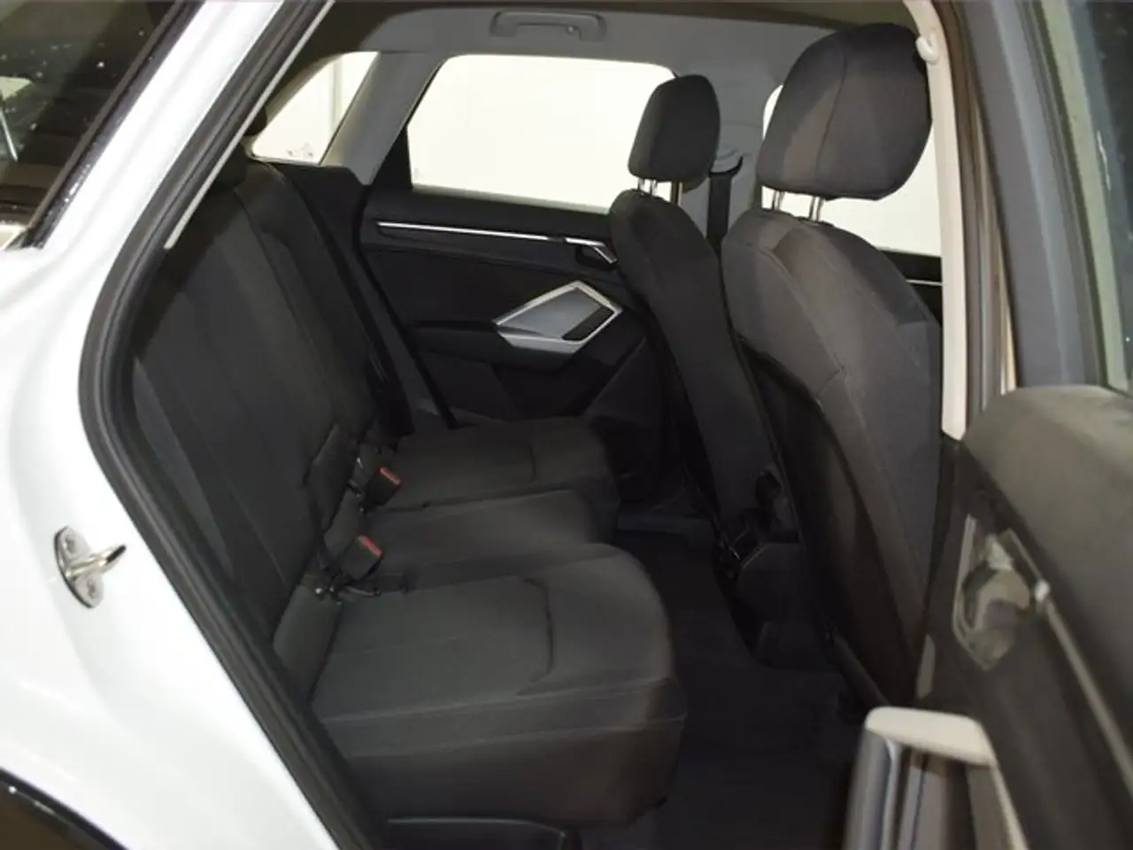 Audi Q3 35 TDI Advanced S tronic 110kW — Galería del vehículo 10