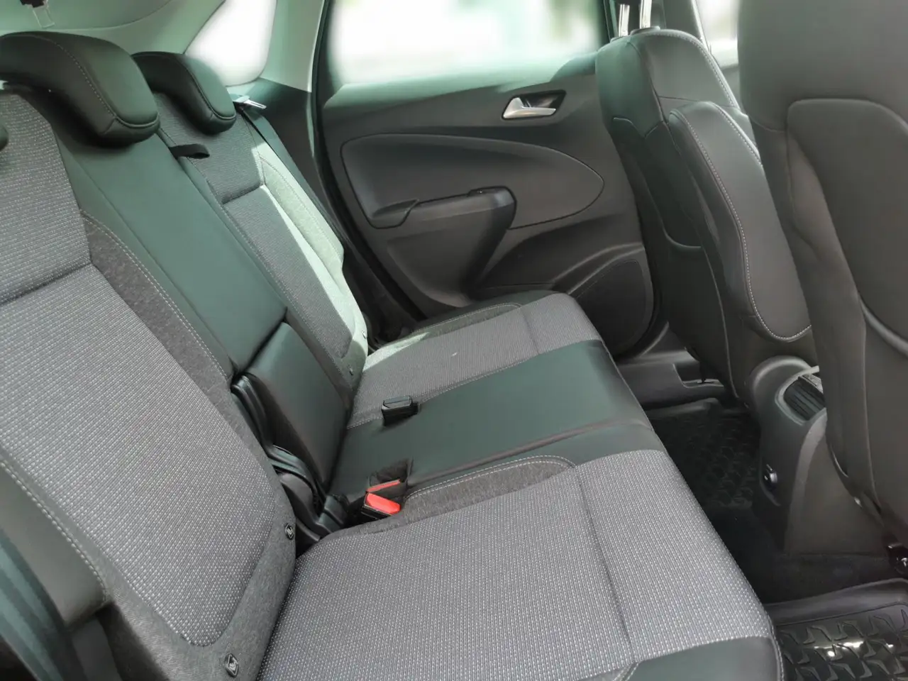 Opel Crossland Elegance Nav|Kamera|Sitz/Lenkradheizung — معرض صور السيارة 18