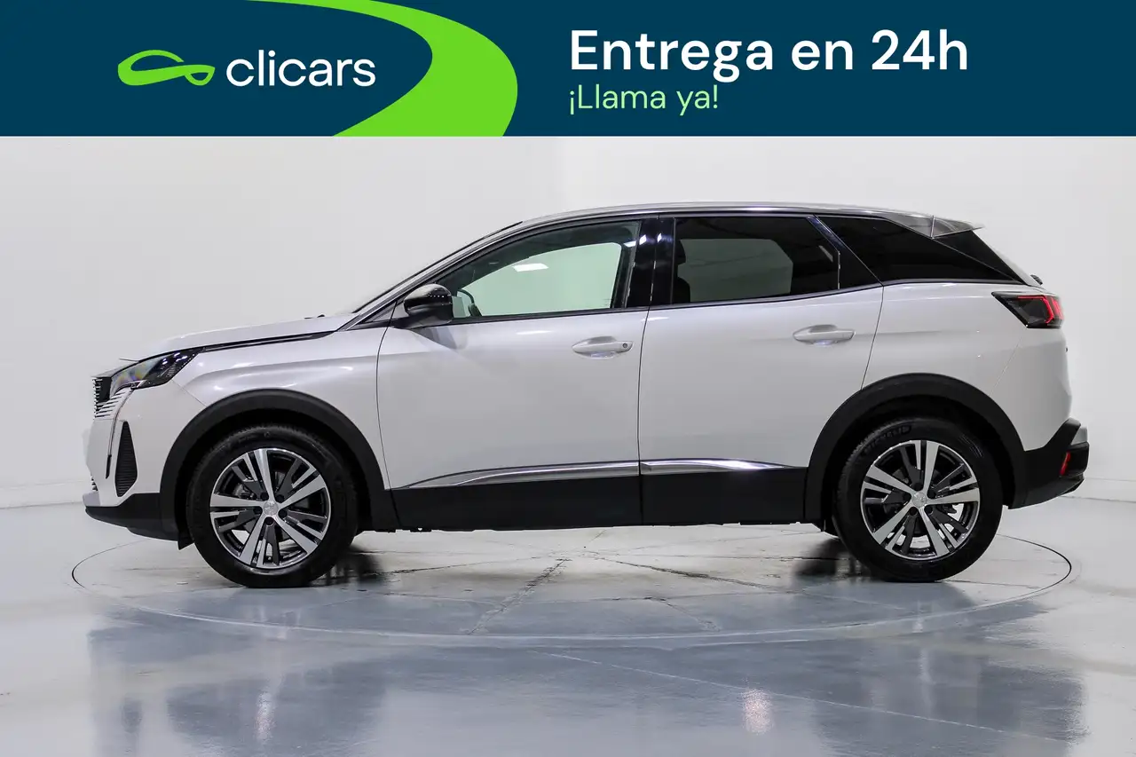 Peugeot 3008 Hybrid 136 Allure eDCS6 — Vehicle gallery 8