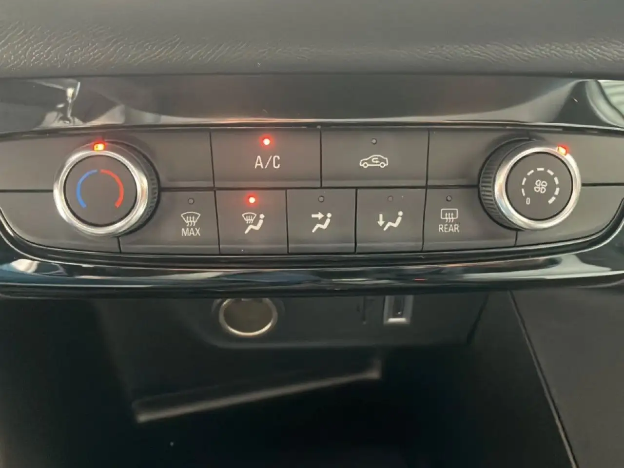 Opel Corsa F Allwetter,Klimaanlage,Parkpilot hinten — Galerie du véhicule 19