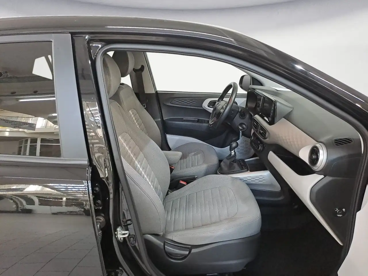 Hyundai i10 FL (MY25) 1.2 Benzin (79 P — Galería del vehículo 13