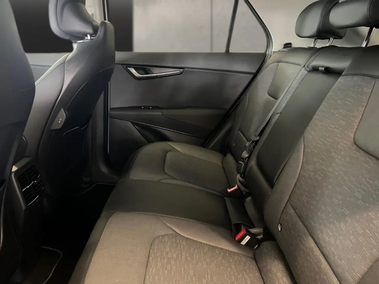 Kia Niro 64,8 INSPIRATION RELAX-P. DRIVEWISE TECH — معرض صور السيارة 25