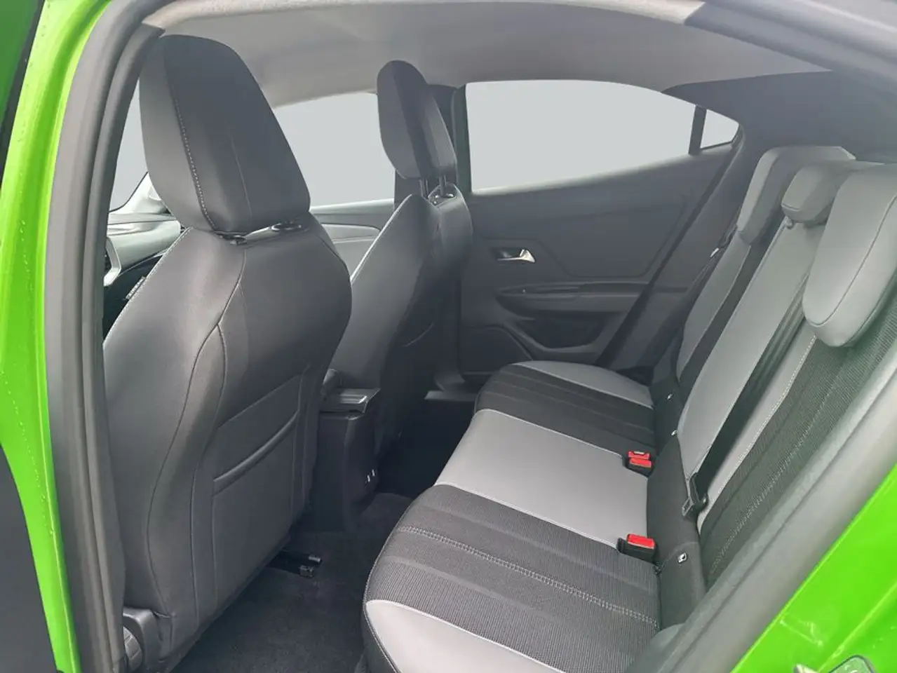Opel Mokka 1.2 DI Turbo Elegance — معرض صور السيارة 10