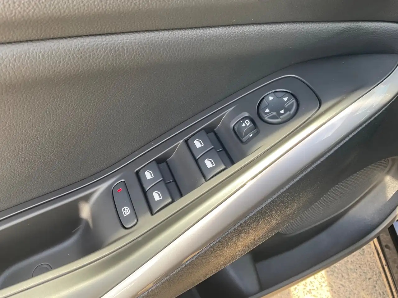 Opel Grandland 1.2 GS Line Inspektionspaket BigDeal! — Galería del vehículo 27