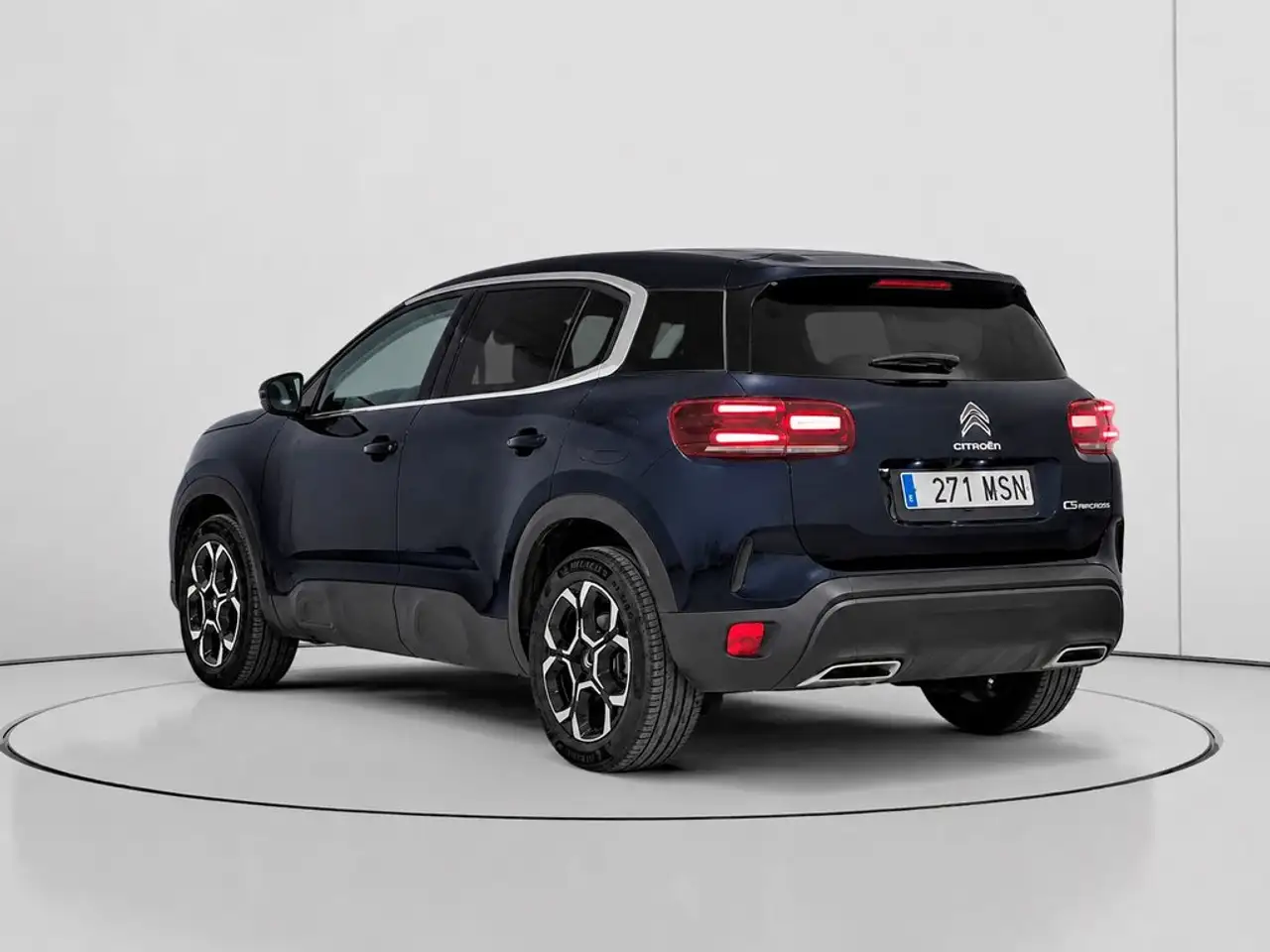 Citroen C5 Aircross PureTech S&S Plus 130 — Vehicle gallery 5