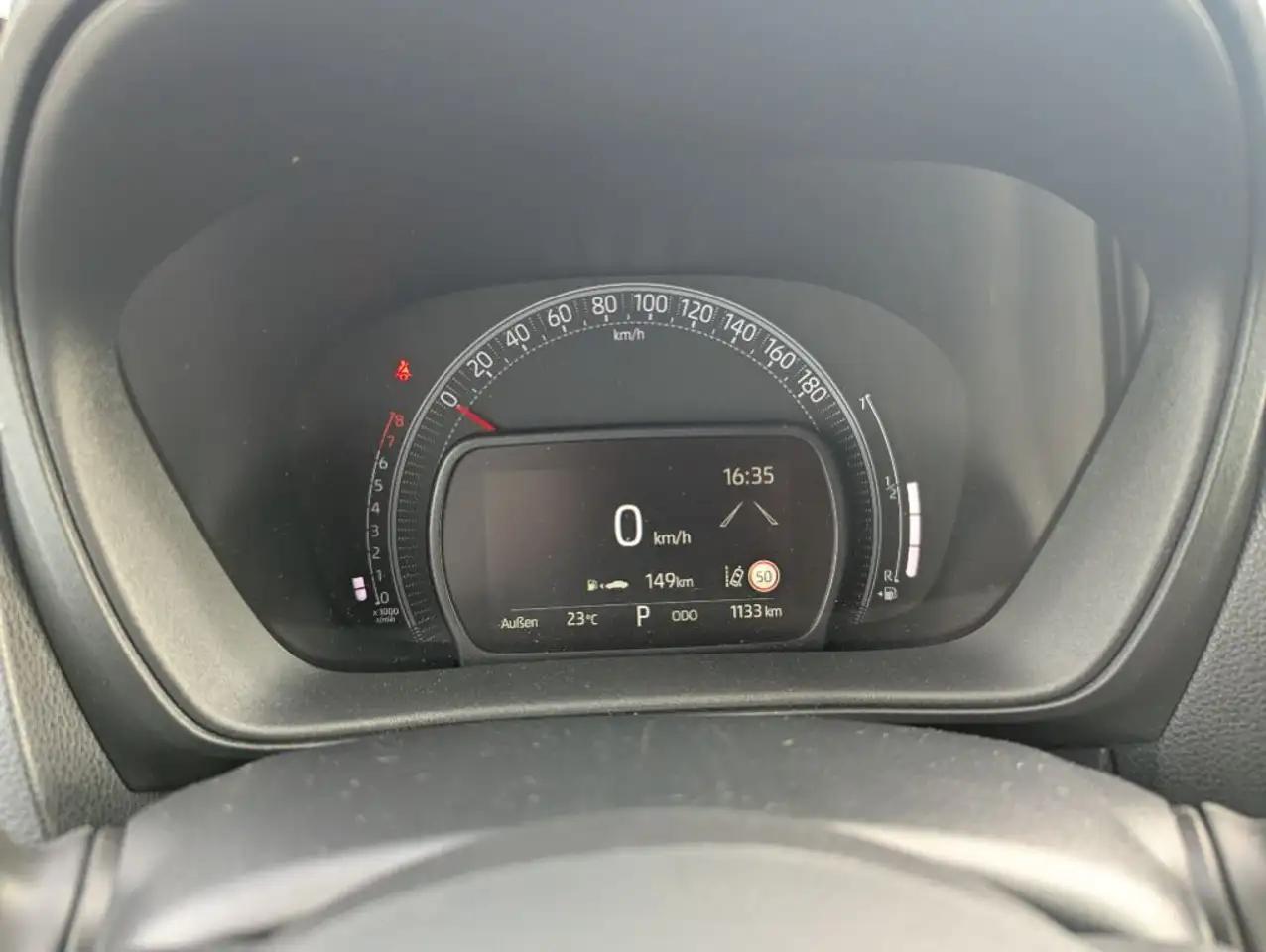Toyota Aygo X S-CVT Business Edition Sitzheizung, Allwetter — Galería del vehículo 10