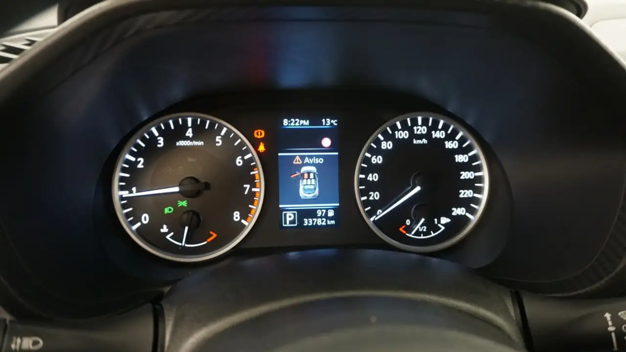 Nissan Juke 1.0 DIG-T Acenta 4x2 DCT 7 114 — Vehicle gallery 11