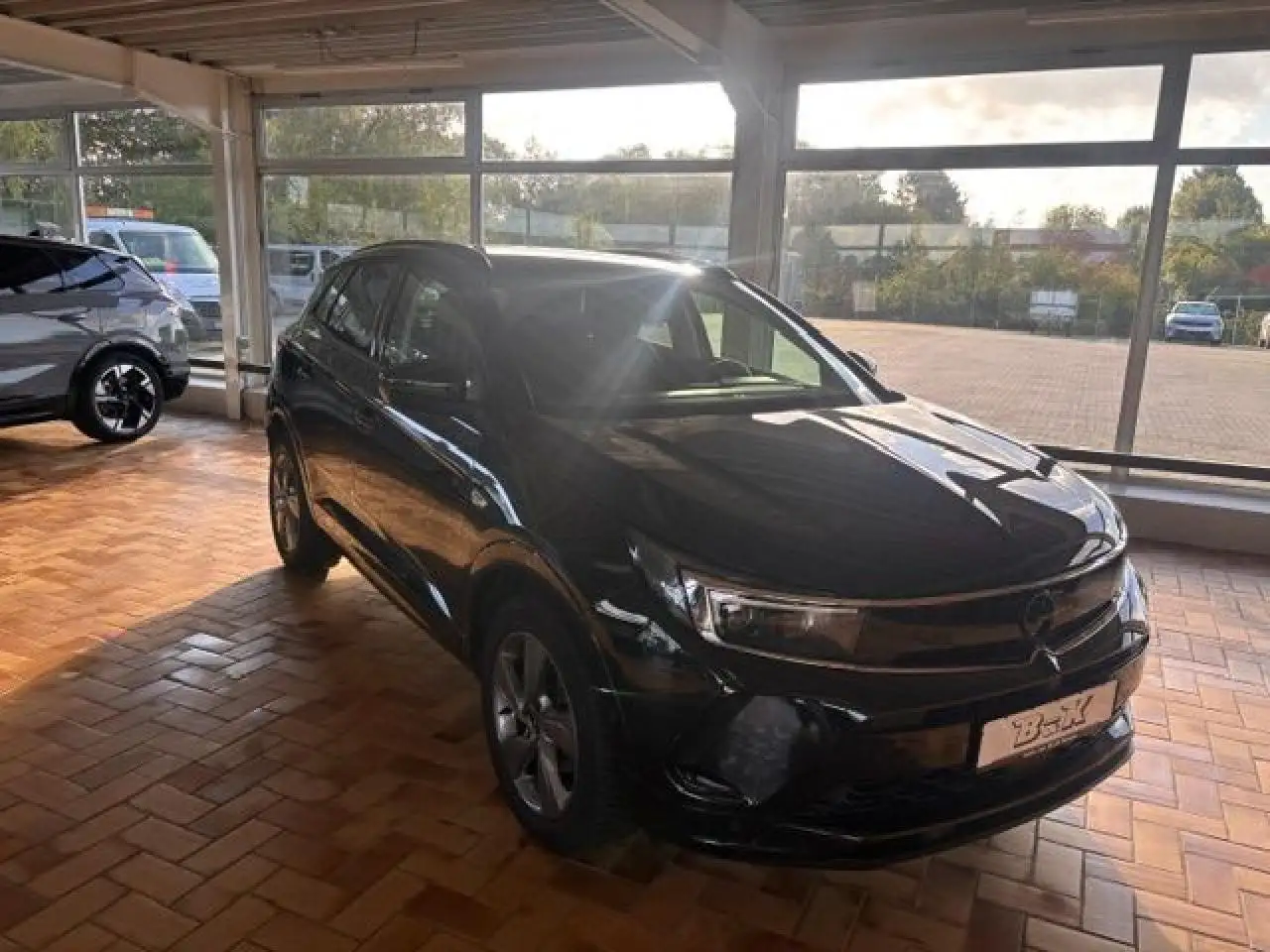 Opel Grandland GS Line — Vehicle gallery 2